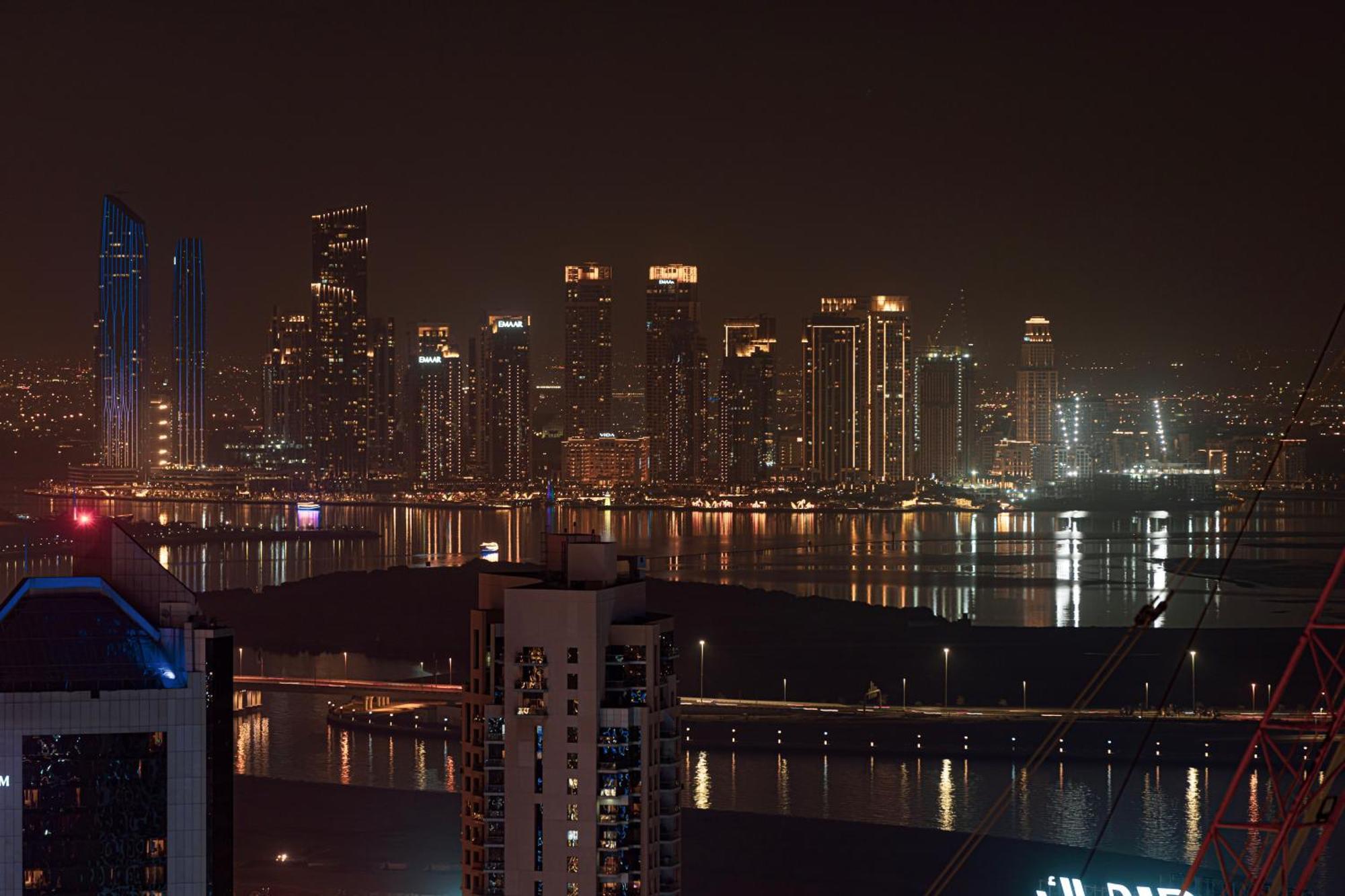 Smartstay At Burj Royale - Full Burj Khalifa View - Brand New Luxury Apartments Dubai Eksteriør billede
